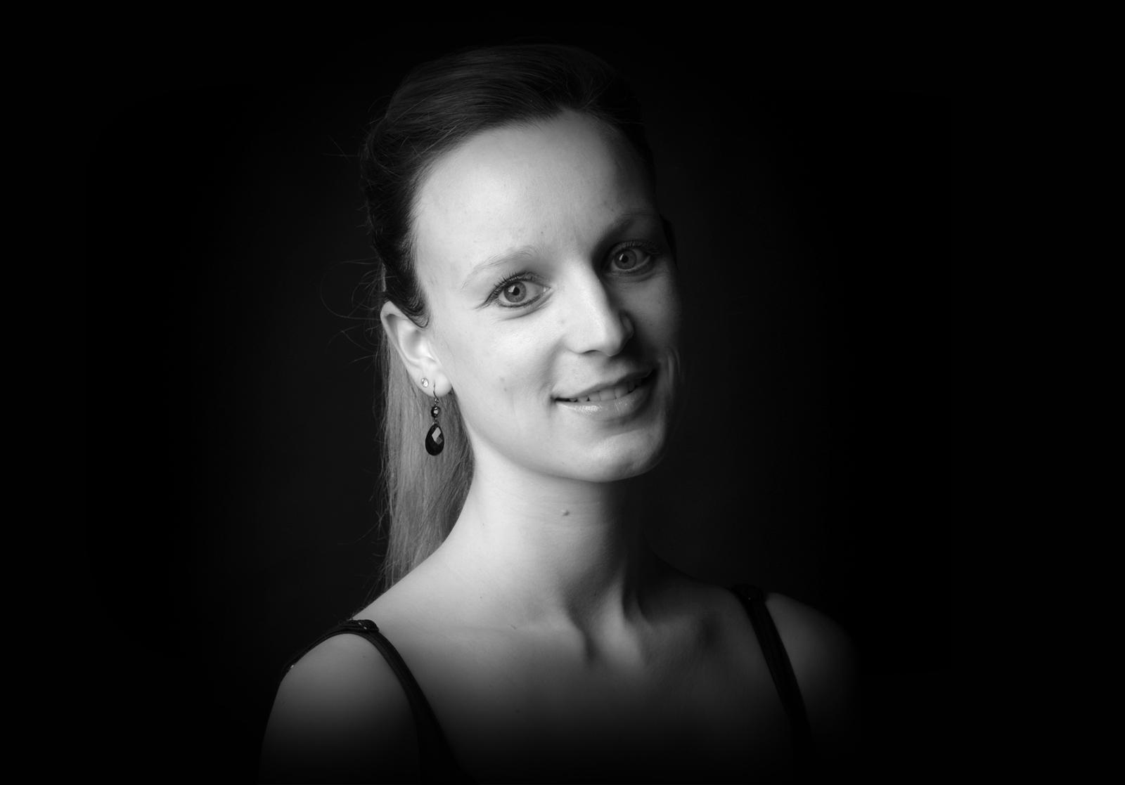 Tine is docent jazz dance bij Aarschotse Balletschool